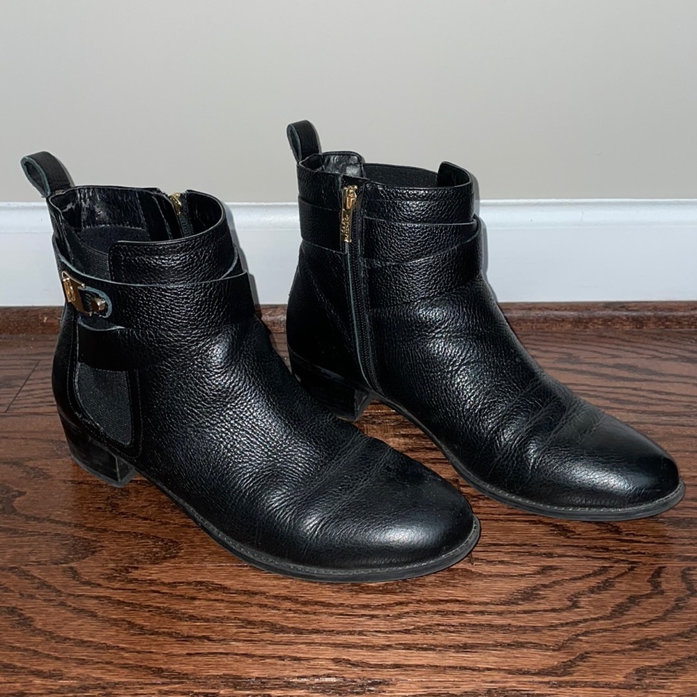 Isaac Mizrahi Black Ankle Boots